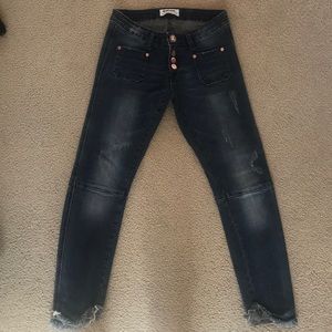 One Teaspoon Distressed Skinny Jeans